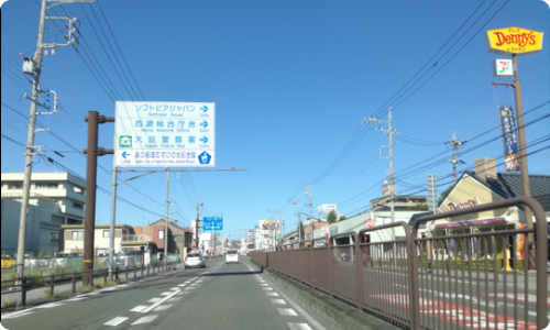 大垣ICからの案内・約4Km直進です。