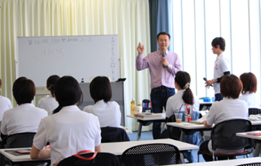 頭痛治療セミナー風景